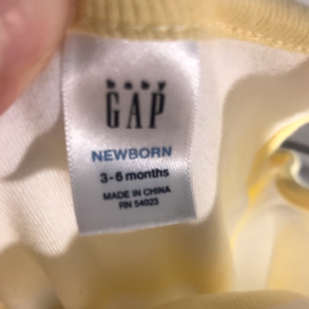 Baby Gap velour/ terry jumpsuit x box - Picture 3 of 5